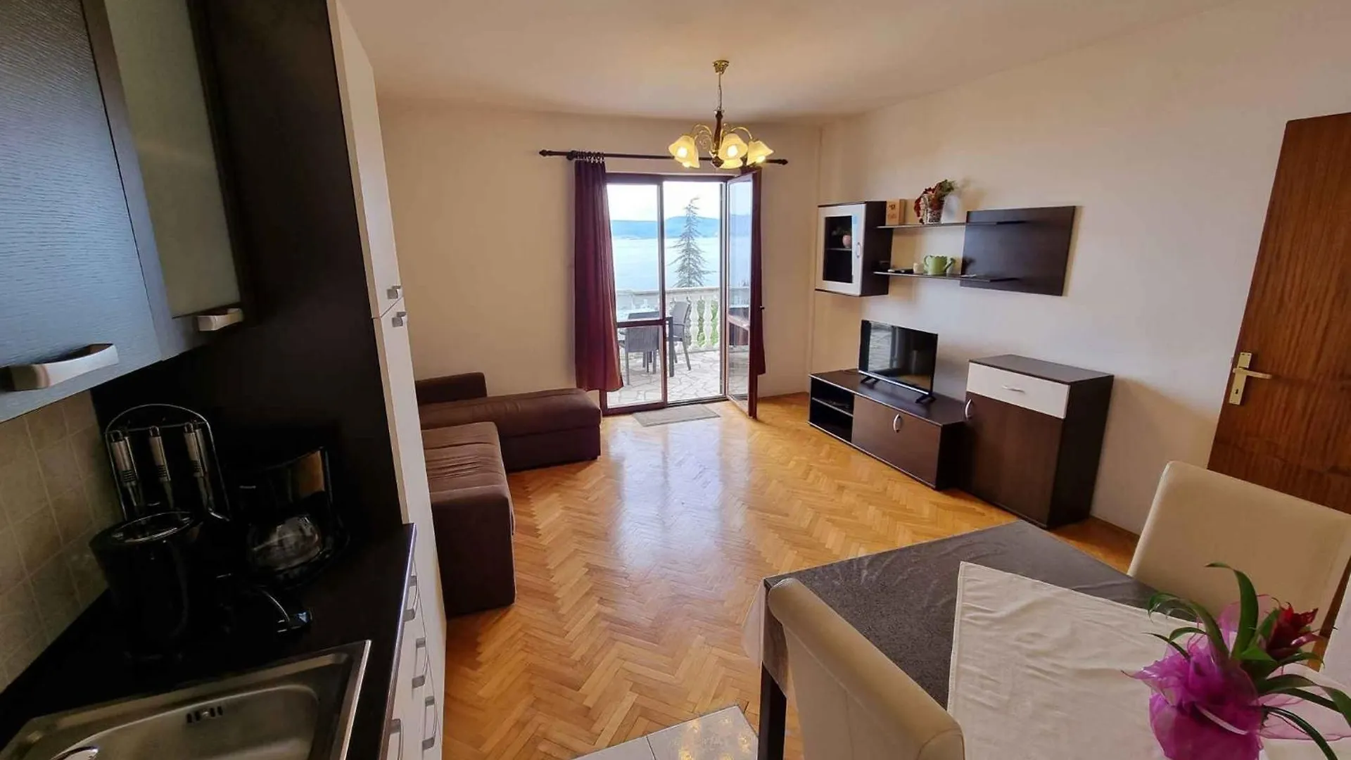 Apartment In Novi Vinodolski 51455 Croatia